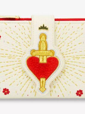 Loungefly Disney Snow White and the Seven Dwarfs Evil Queen Heart Wallet - Exclu